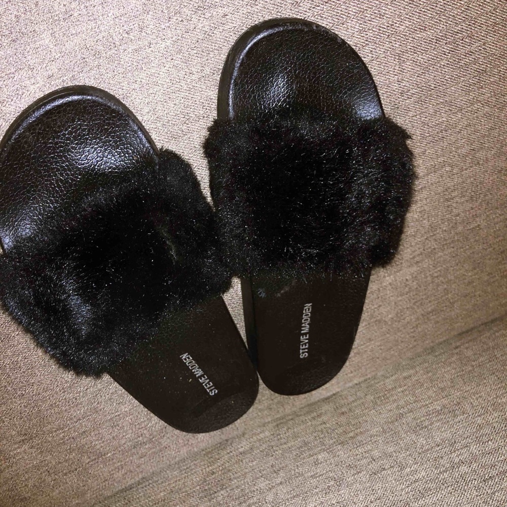 Steve Madden Black Fluffy Slides - image 1